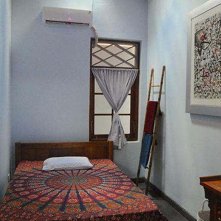 Villa Buddha Malioboro Yogyakarta Exterior photo