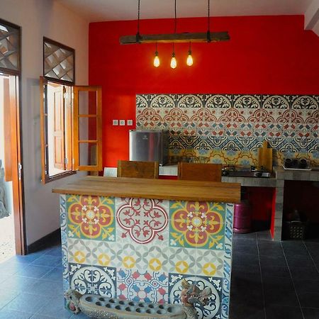 Villa Buddha Malioboro Yogyakarta Exterior photo