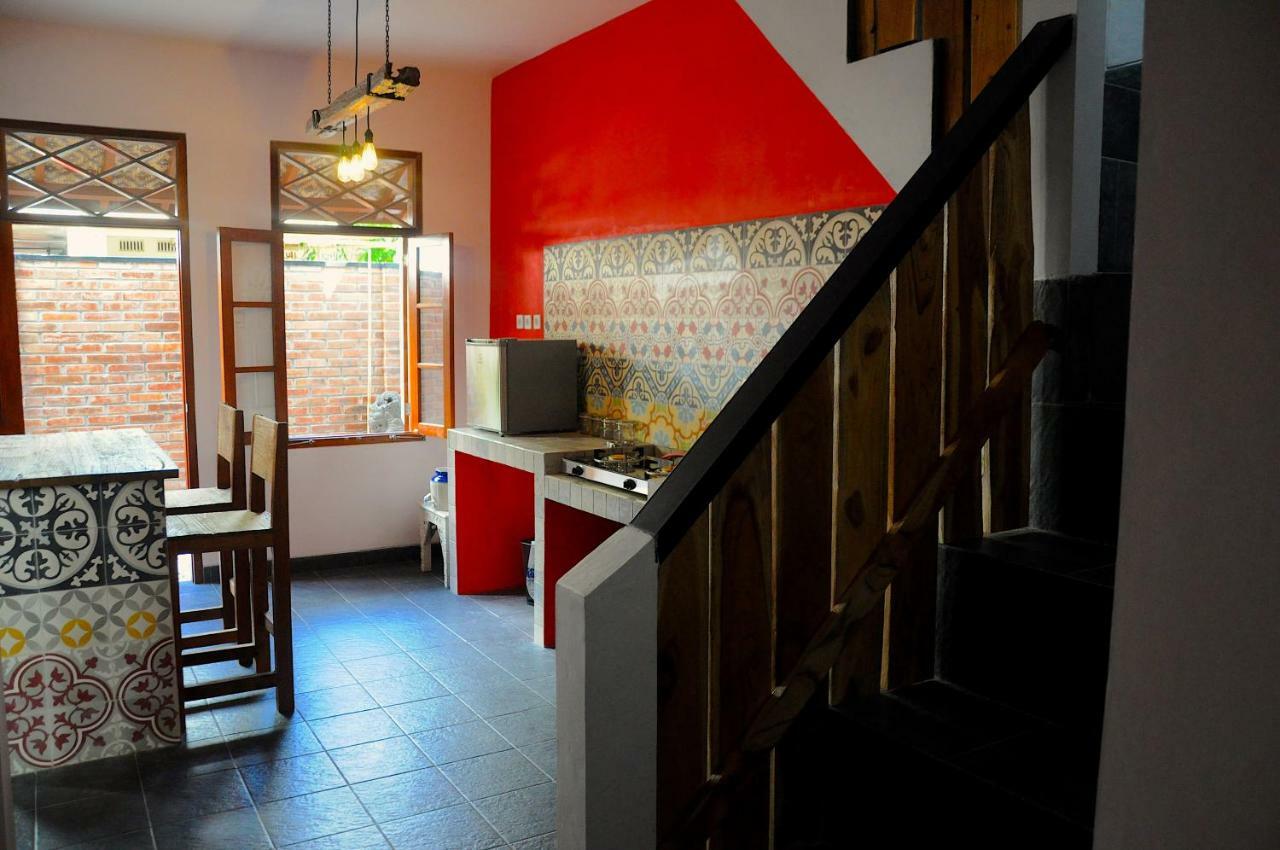 Villa Buddha Malioboro Yogyakarta Exterior photo